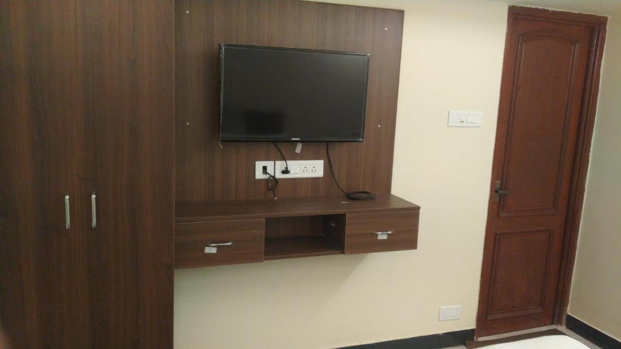 A.R Residency Hotel Chennai Exterior photo